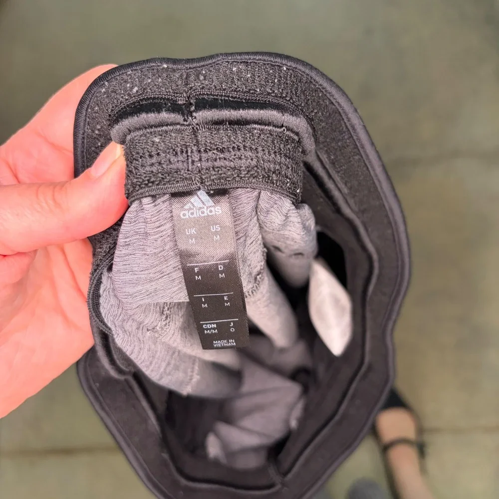 Adidas Athletic Shorts Mens Size M Grey Excellent Laser Cut Breathable Training - Picture 3 of 6